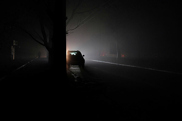 Fuertes lluvias dejan 25,000 hogares sin luz en Chile