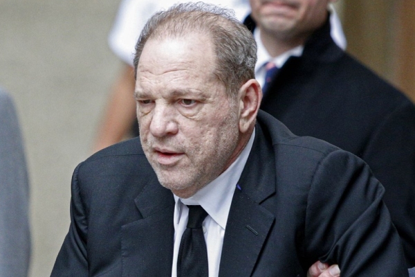 Declaran nulo el juicio por violación contra Weinstein por presión entre jurados