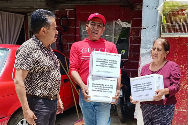 SEDIF envía apoyos a familias afectadas por lluvias a San Rafael Tlanalapan