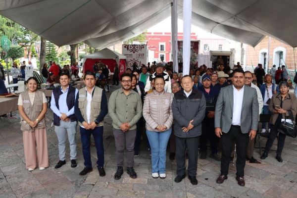 Ariadna Ayala reafirma compromiso con la comunidad migrante