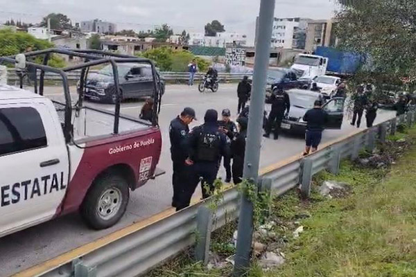 SSP frustra robo de camioneta tras persecución y balacera