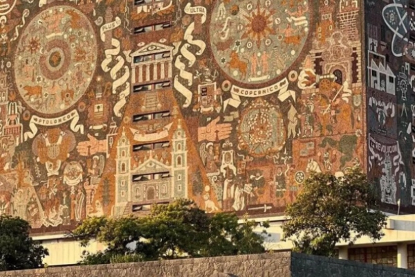 La UNAM cae al puesto 136 en el ranking QS 2026 y sale del top 100 mundial