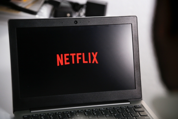 Netflix pone la tele en streaming, ¿el fin de la guerra entre televisión y plataformas?