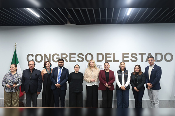 Educación es la base de cualquier transformación, resalta Laura Artemisa en firma de convenios