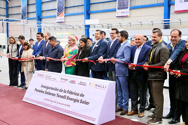 Cumple Armenta compromiso de campaña al inaugurar la Fábrica de Paneles Solares “Tonalli”