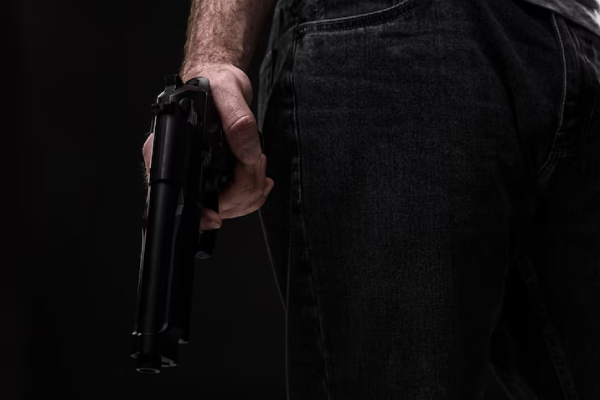 Sujeto asesina a sus padres y a dos perros antes de suicidarse