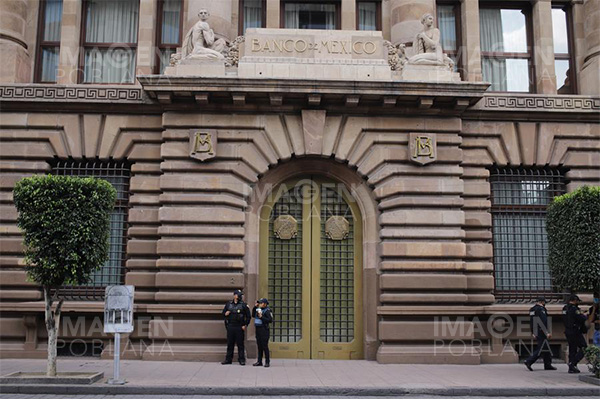 México recorta tasa de interés por octava vez consecutiva y la fija en 8.0 %