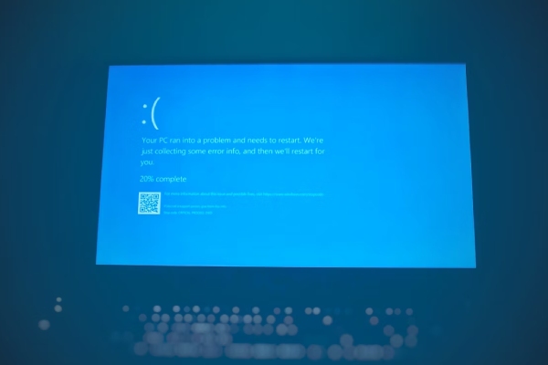 Microsoft elimina la histórica “pantalla azul de la muerte” y la reemplaza por una versión negra