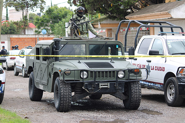 Cateo culmina con la recuperación de vehículos robados y armas