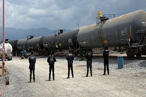Sheinbaum confirma operación contra robo de combustible a Pemex
