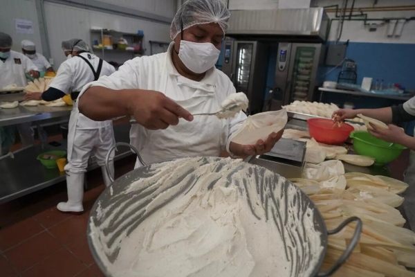 Reducir la jornada beneficiaría a 15.8 millones de trabajadores
