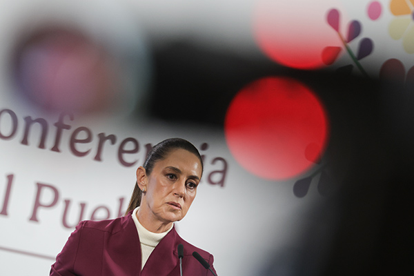 "No tenía conocimiento" Sheinbaum sobre investigación contra Chávez Jr.
