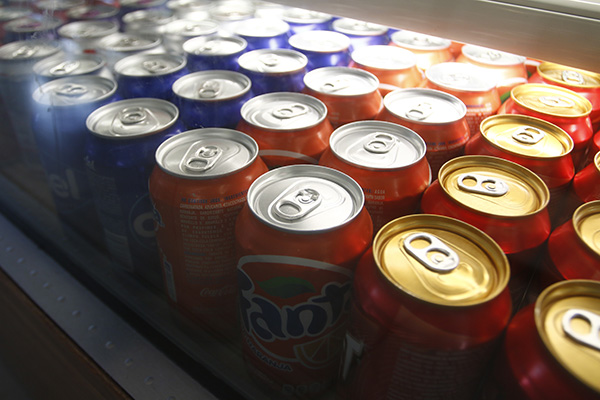 La OMS busca aumentar impuestos a las bebidas azucaradas; ¿qué medidas aplica México?