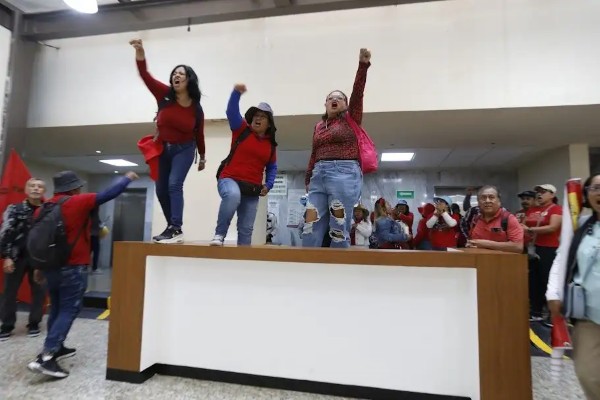 CNTE: Cuidado materno hasta los 17.9 años