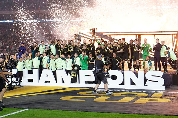 Rayados ganó mucho más por el Mundial de Clubes que el Tri por ganar la Copa Oro