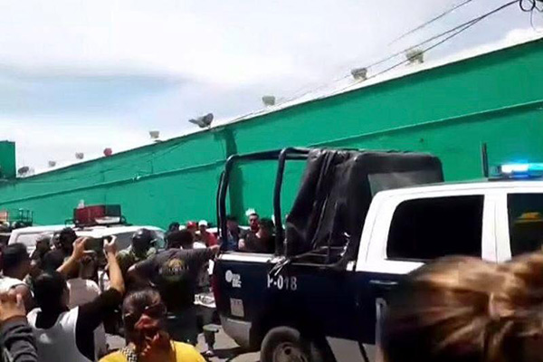 Disturbios en Mercado de San Pedro Cholula; hay nueve detenidos
