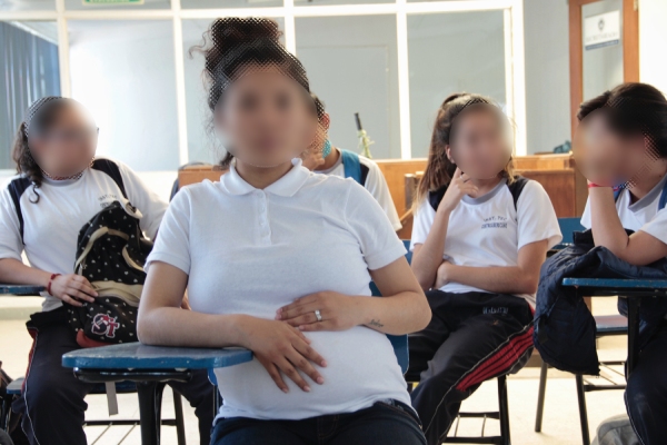 Embarazo adolescente en Puebla: cifras, causas y acceso al aborto legal