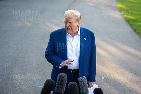 Conservadores advierten a Trump de pérdida de confianza por manejo de caso Epstein