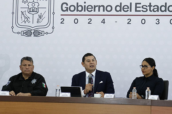 Urgen al gobierno de Chedraui a atender baches: “No es responsabilidad del estado”