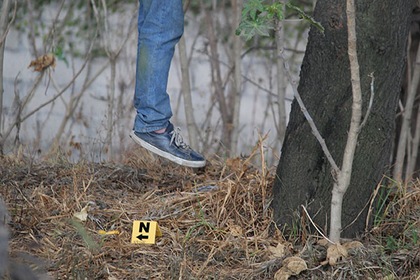 Su patrón lo encontró colgado tras no presentarse a trabajar; sufría depresión
