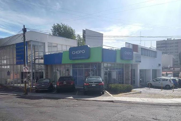 Pareja de pillos visita laboratorio El Chopo… y no para unos análisis