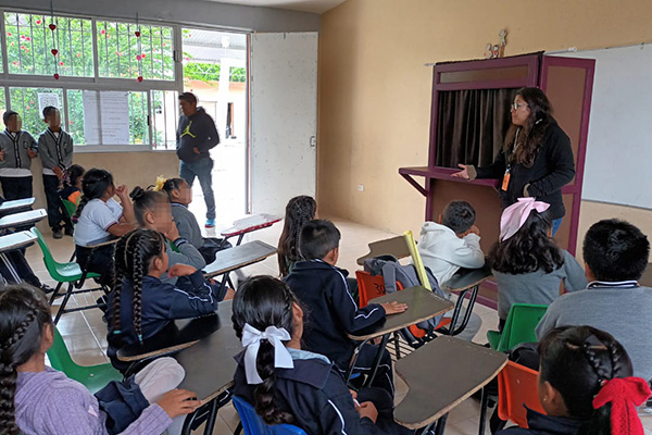 Refuerza SEDIF seguridad emocional en escuelas poblanas al cierre del ciclo escolar