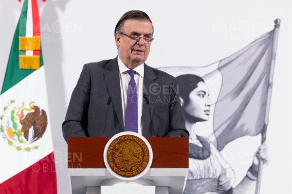 México cataloga de "injusto" el nuevo arancel de 30 % impuesto por Trump