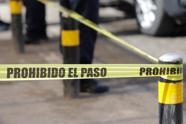 Tres albañiles heridos tras derrumbe en una construcción