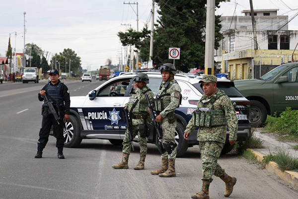 Cae banda de huachigas: detienen a seis y aseguran dos pipas