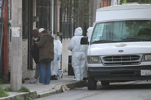 Septuagenaria muere sola en casa; descubren su cadáver días después