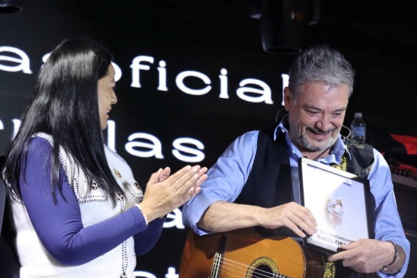 Ariadna Ayala recibe con emoción a Raúl Ornelas en la Feria de Atlixco 2025