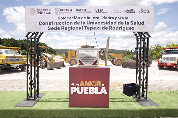 Universidad de la Salud en Tepexi impulsa desarrollo de jóvenes mixtecos