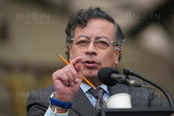 Petro acusa a Perú de haber ocupado parte de su territorio en la Amazonía