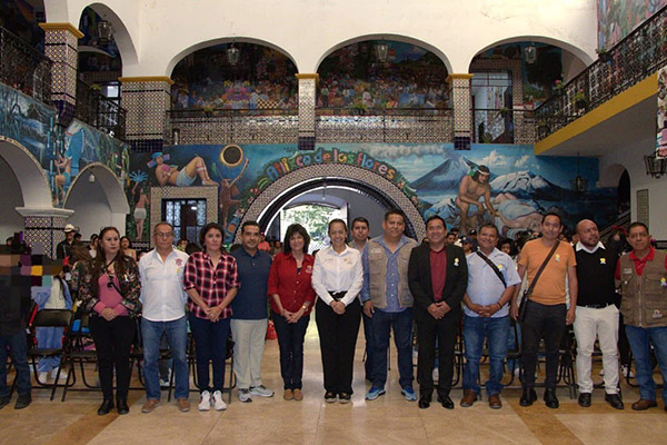 Ariadna Ayala impulsa la reactivación de bibliotecas en juntas auxiliares de Atlixco