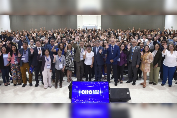 Los docentes deben estar a la vanguardia y a la altura de las exigencias actuales: Lilia Cedillo