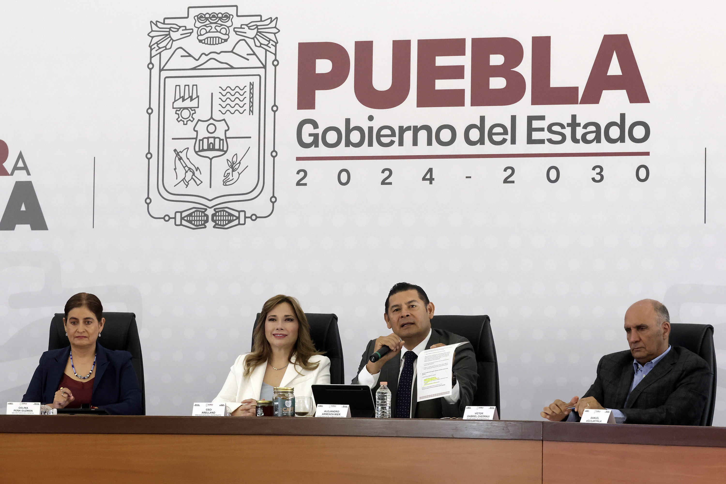 La 28 de Octubre “da un paso adelante y dos atrás”, afirma Segob