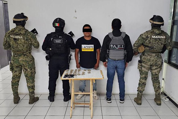 En operativo de seguridad, capturan a “el Bombas”, presunto narcomenudista