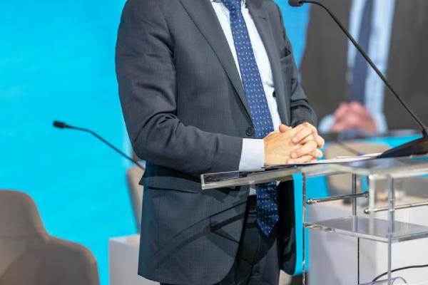 Más allá de la ideología… ¿Cuáles son las funciones de un embajador?
