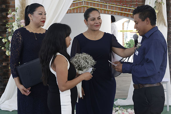 “Sí, acepto”: así se vivió la jornada de bodas comunitarias en San Andrés Cholula