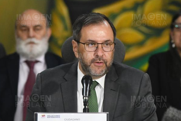 Venezuela reconoce postura "antiintervencionista" de México ante amenazas de EU