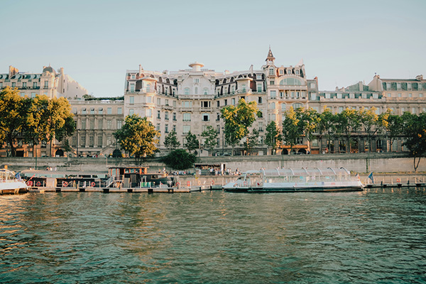 Autoridades francesas hallan un quinto cadáver en el río Sena cerca de París