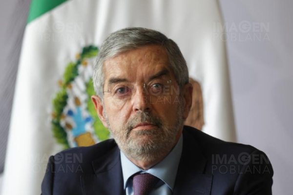 Juan Ramón de la Fuente se reúne con senador estadounidense para analizar temas de seguridad