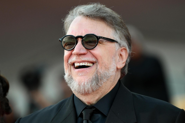 Guillermo del Toro recibe ovación de 13 minutos en el Festival Internacional de Cine de Venecia