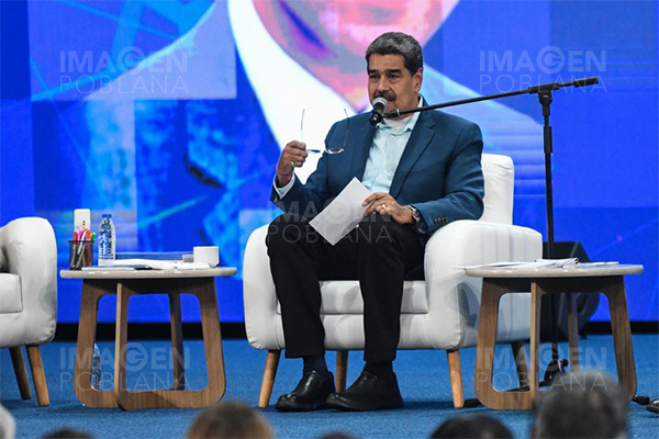 Maduro afirma que Venezuela enfrenta la mayor amenaza en los últimos 100 años
