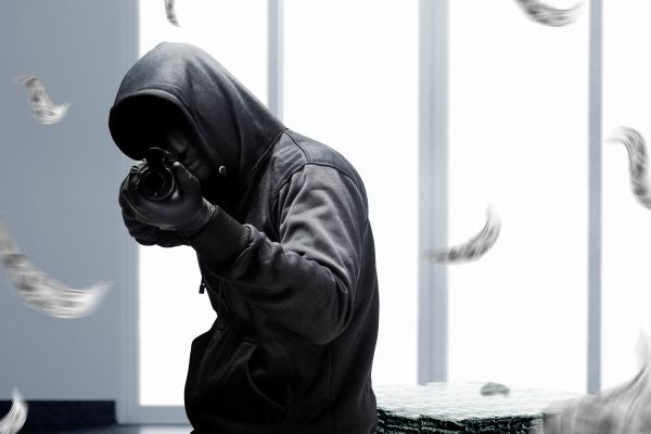 Roban 1.7 millones de pesos a cuentahabiente en Xonaca