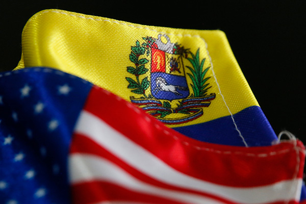 Venezuela acusa a Marco Rubio de usar IA en el video del barco destruido