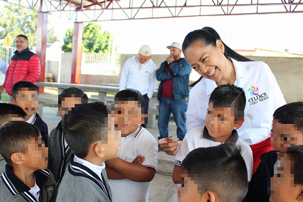 Ariadna Ayala reafirma su compromiso con la educación y el desarrollo en Atlixco