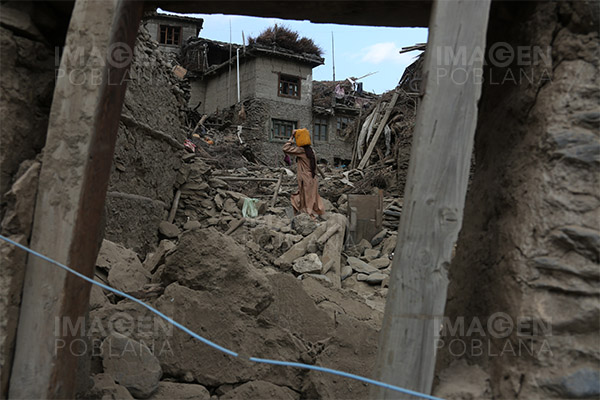 Mas de 7,000 viviendas quedaron destruidas tras el terremoto en Afganistán