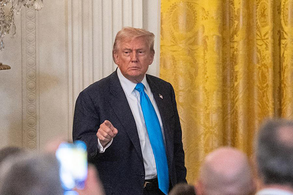 El presidente de Polonia debate con Trump el incidente con drones
