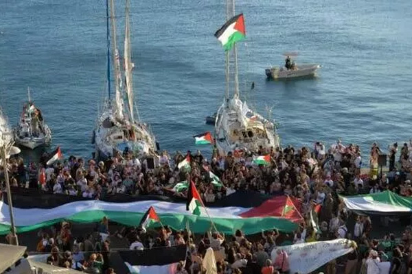 Israel completa toma de flotilla que llevaba ayuda a Gaza